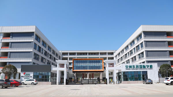 ���ݱ���ͻ��-������κ�����_MG������Ϸ����ѧУ