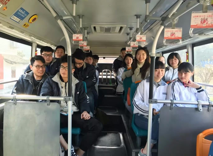 ����У�����¹ھ�����������������ͻ��-������κ�����_MG������Ϸ���죡